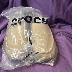 Crocs size 8 men’s